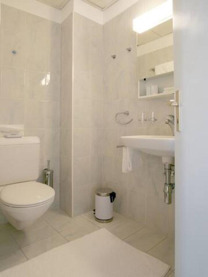 Depandance Garni Golf Apartman Ascona Kültér fotó