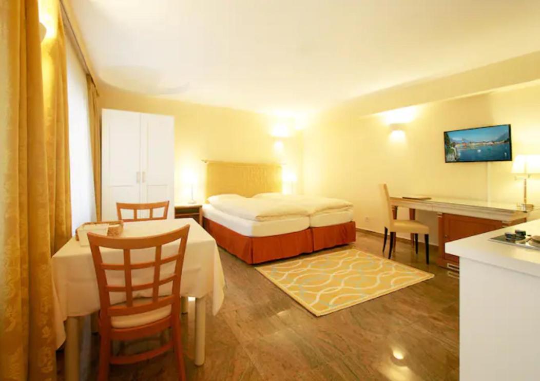 Depandance Garni Golf Apartman Ascona Kültér fotó
