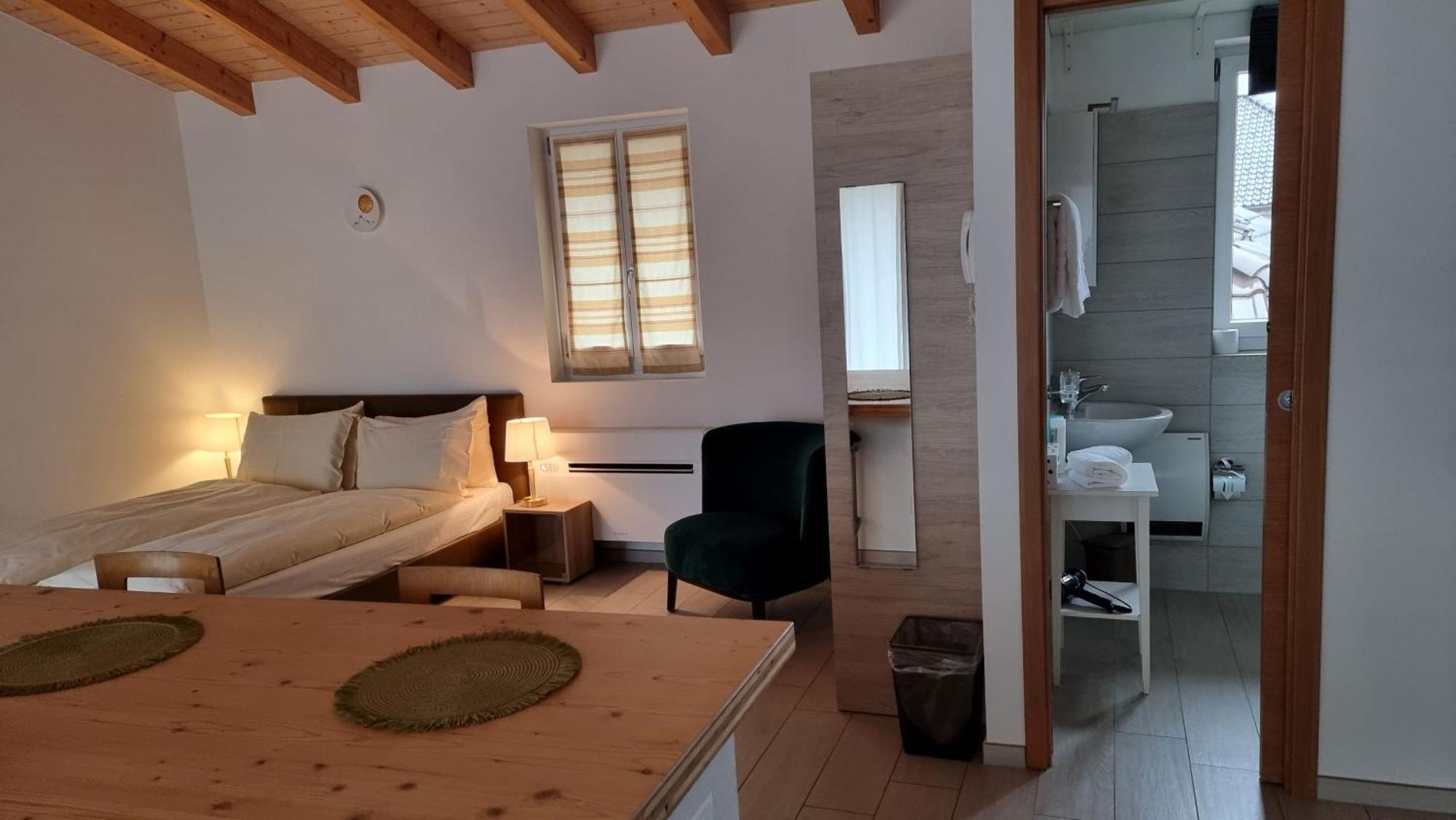 Depandance Garni Golf Apartman Ascona Kültér fotó