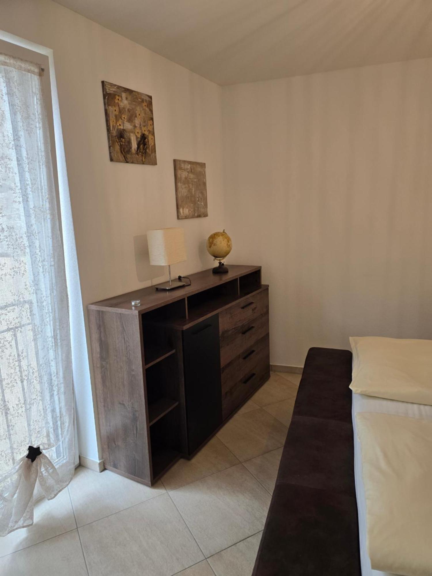Depandance Garni Golf Apartman Ascona Kültér fotó