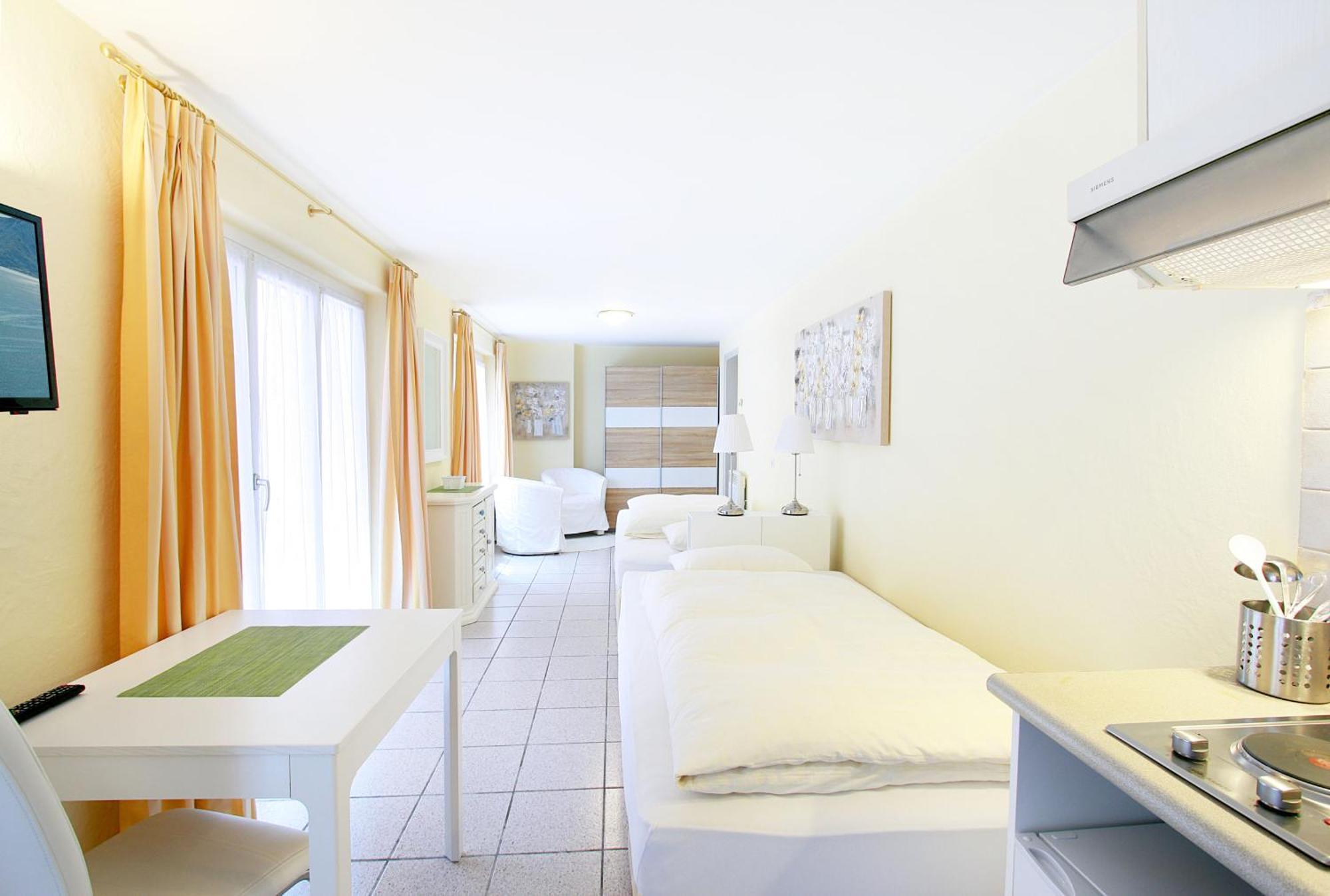 Depandance Garni Golf Apartman Ascona Kültér fotó